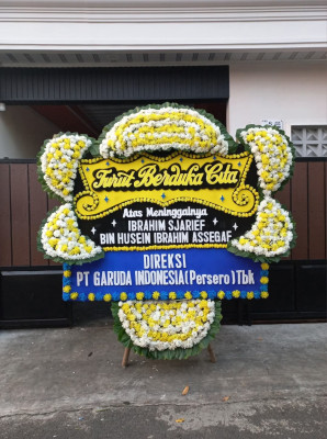 Papan Bunga Duka di Garongan